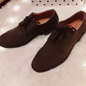 Mens dress shoes